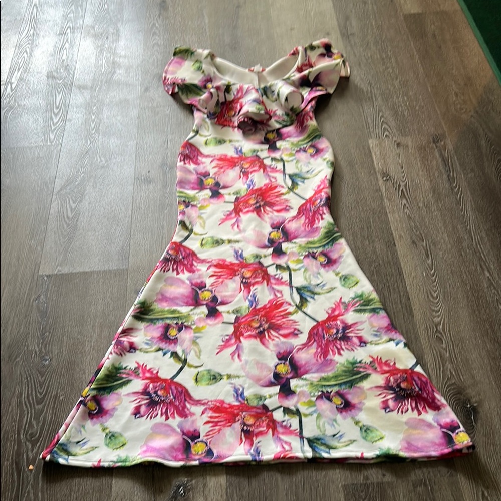 Bodycon Mermaid Style Floral V-Neck Maxi Dress